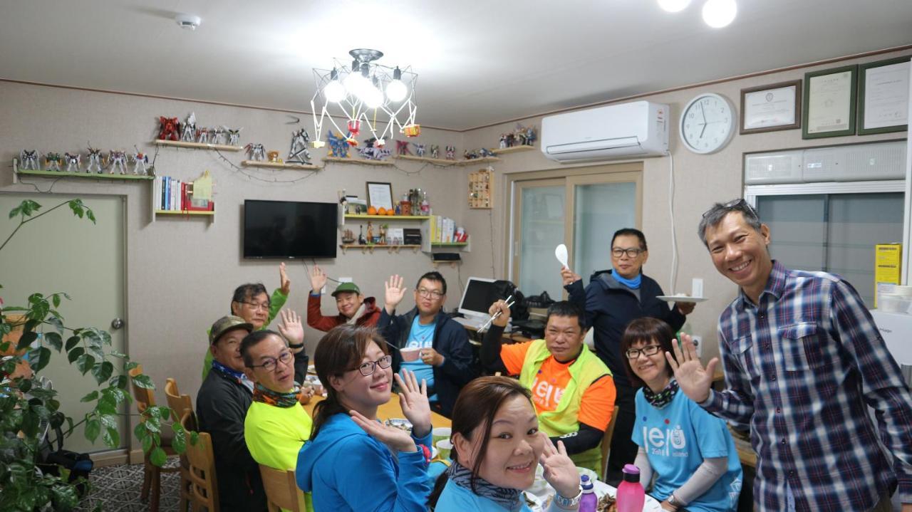 Blue Island Guesthouse Согвипхо Экстерьер фото